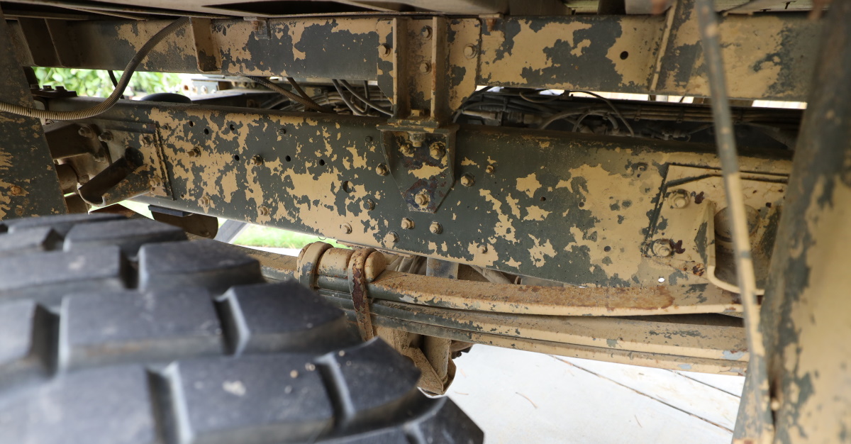 Chassis, with rust on the suspension