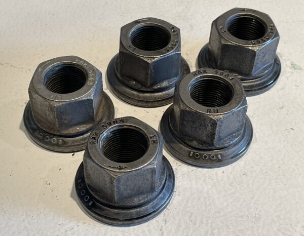 Leyland DAF T244 Cleaned Wheel Nuts